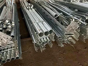 صواري الهوائيات: استقرار فائق لأداء شبكات لا يتوقف