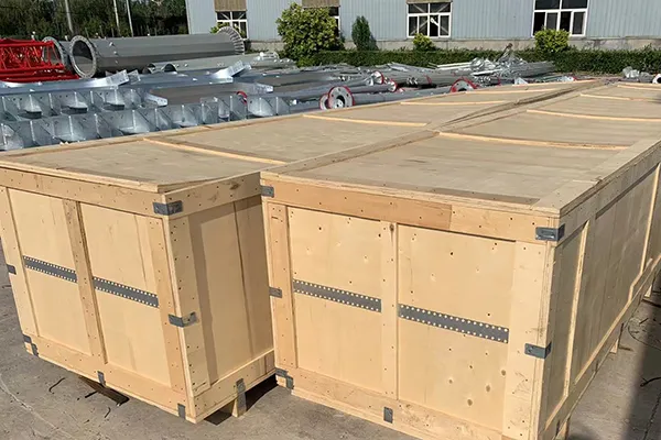 تغليف بالصناديق الخشبية: حلول مرنة وحماية فائقة (حسب الطلب)