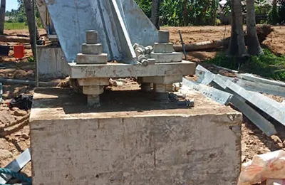 برج اتصالات من الفولاذي الزاويّ (الحديد الزاوية) رباعي القوائم - ارتفاع 60 متر