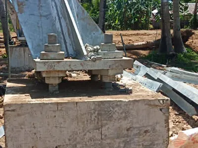 برج اتصالات من الفولاذي الزاويّ (الحديد الزاوية) رباعي القوائم - ارتفاع 60 متر